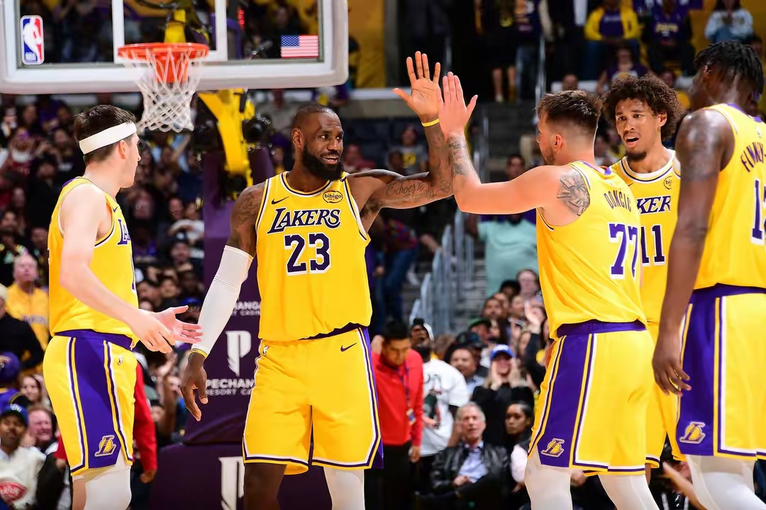 pg电子游戏-勇士主场战胜湖人，实现四连胜