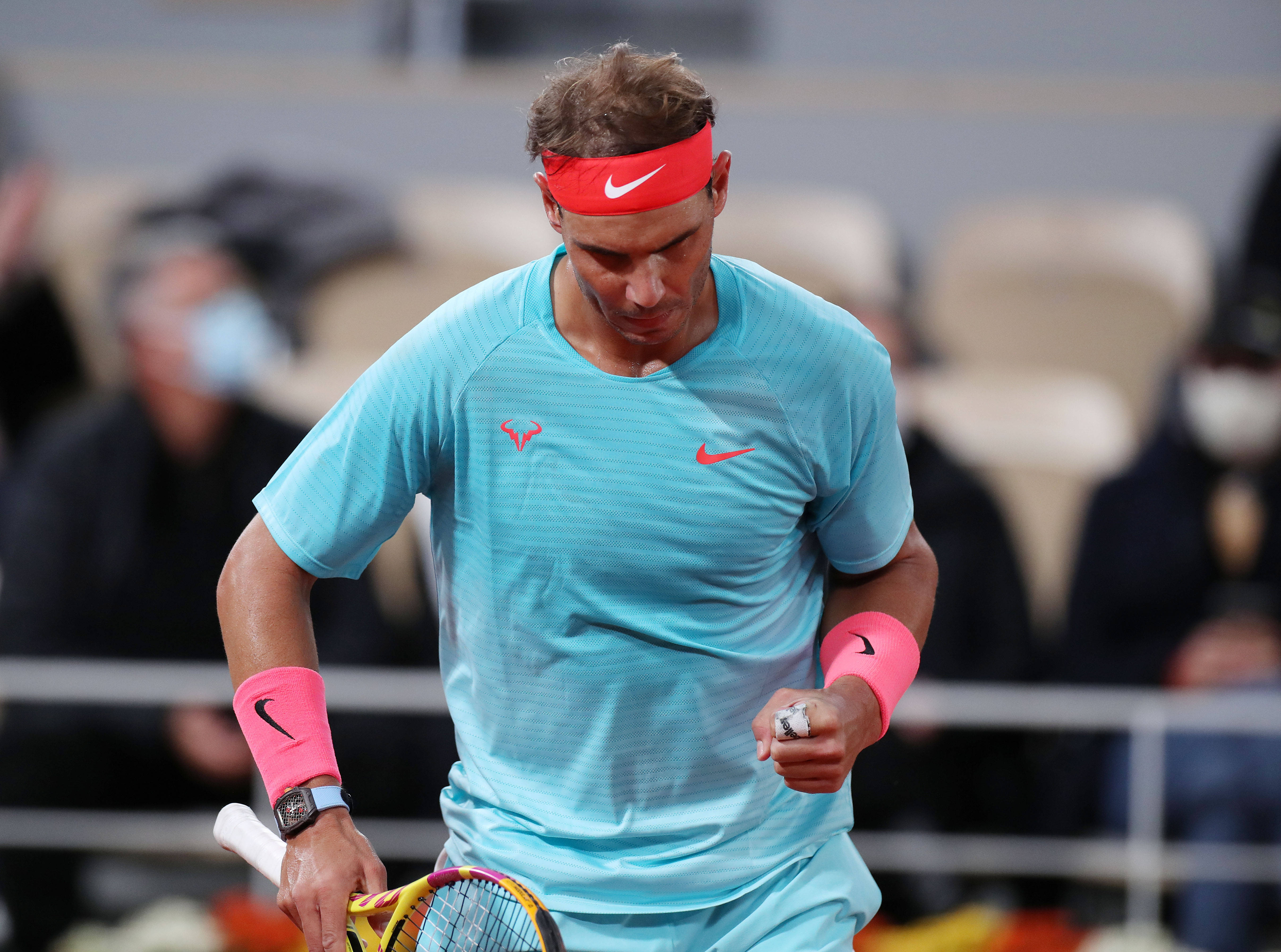 包含德国网球队轻取澳大利亚网球队，纳达尔高光表现的词条