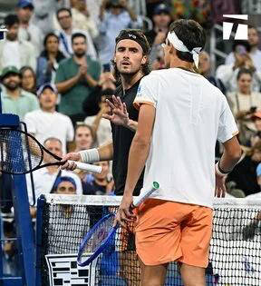 法国网球队力克德国网球队，西西帕斯绝境逆转