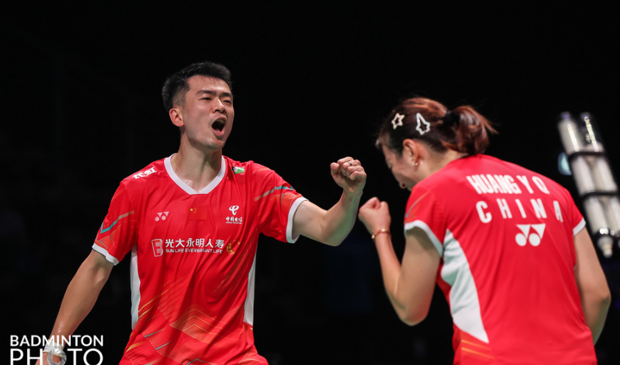 -中国队横扫丹麦队，李梓嘉关键制胜