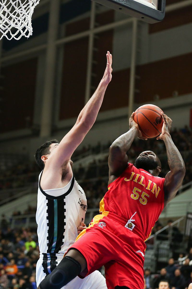 pg电子游戏-魔术完胜四川队，麦科勒姆关键制胜