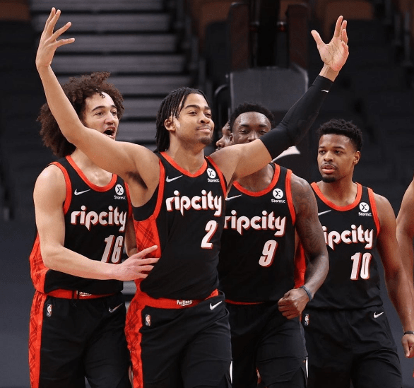 魔术完胜四川队，麦科勒姆关键制胜