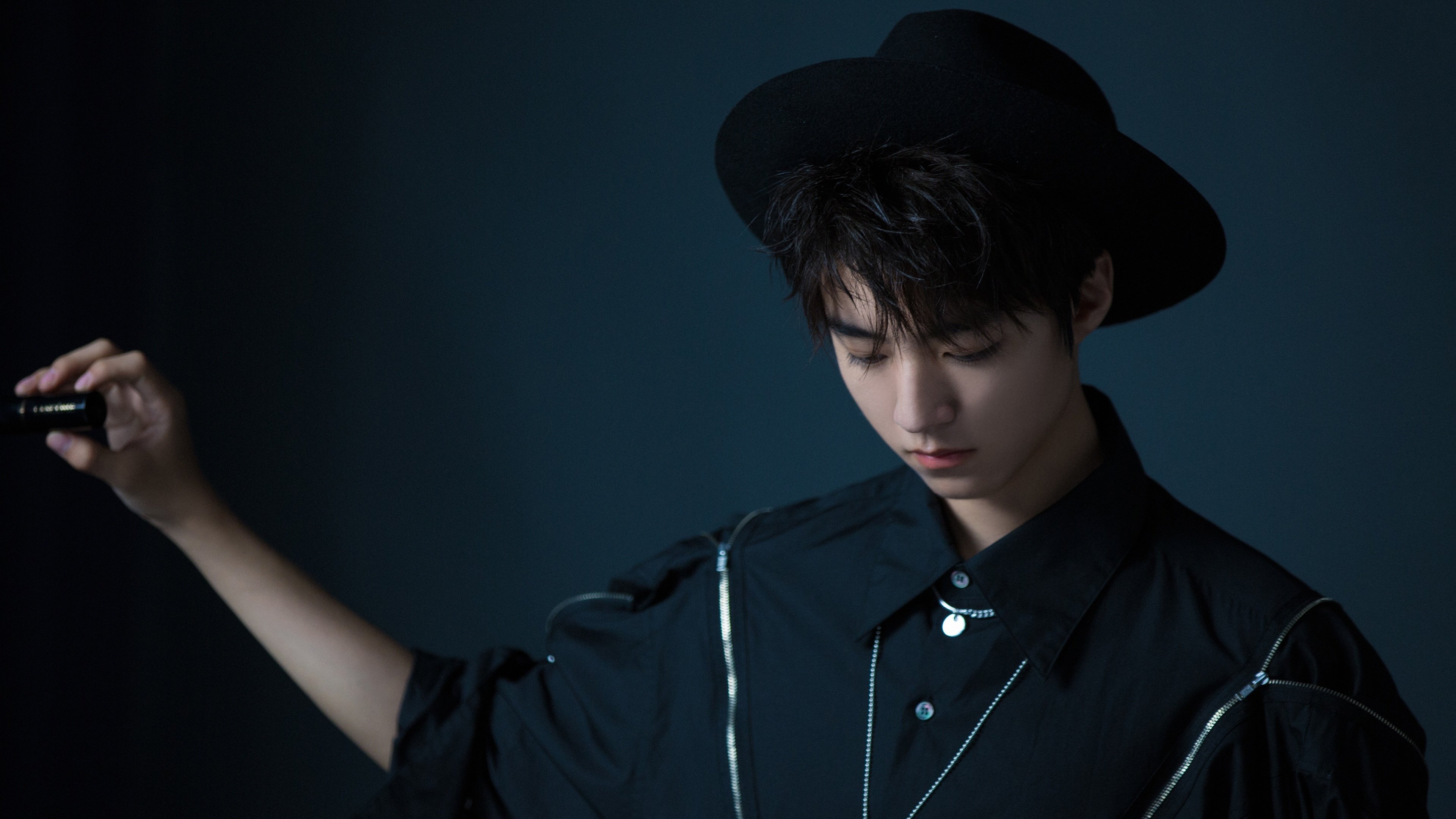 pg电子试玩网-平行时空的决战日，当篮球的尖啸遇见足球的火焰