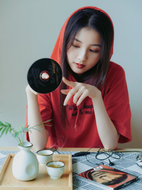 银河战舰的暗夜与一颗冠军星辰,米切尔如何照亮诺坎普的德比之夜