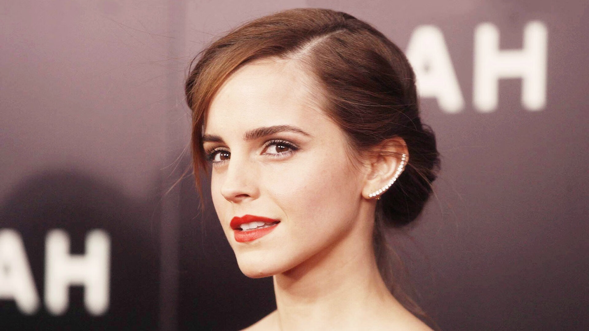 孤独的探戈，美加墨世界杯夜，C罗以一人之舞照亮球场